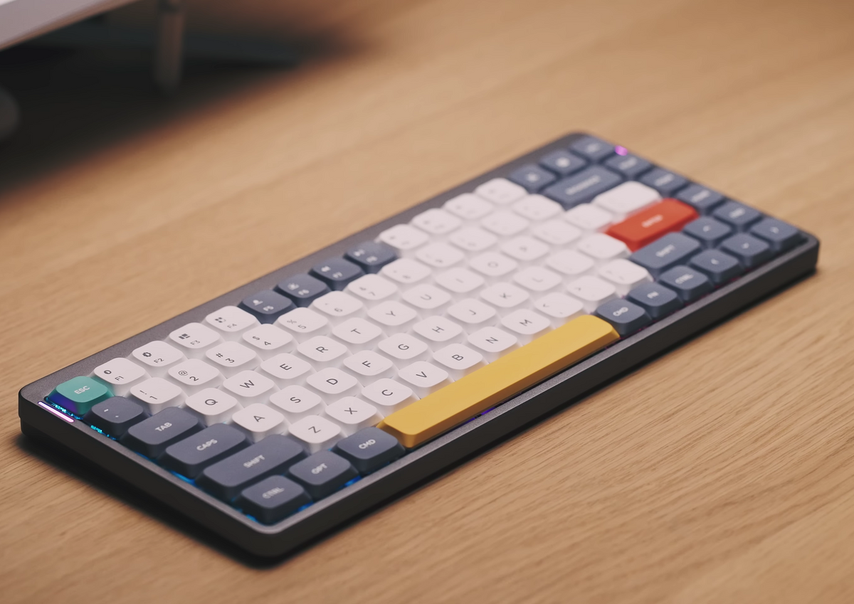 Wireless mechanical keyboard for Mac, Windows and Android